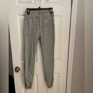 Grey American eagle high rise joggers